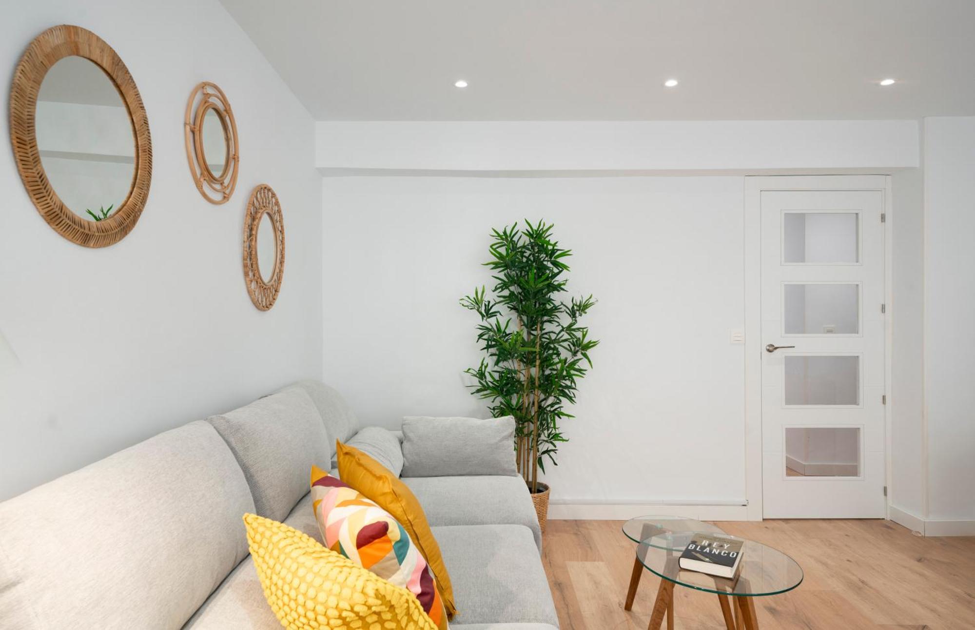 Ronda Suites Junto Estacion Tren Y Hospitales Granada Exteriör bild